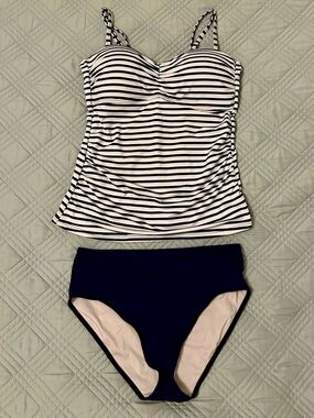 Women’s Navy Blue Striped Tankini Set, Size Medium